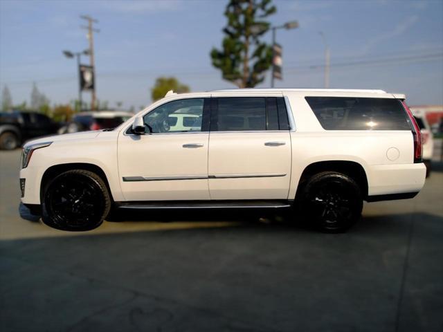 used 2019 Cadillac Escalade ESV car, priced at $43,741