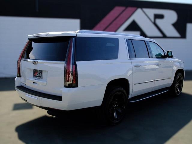 used 2019 Cadillac Escalade ESV car, priced at $43,741