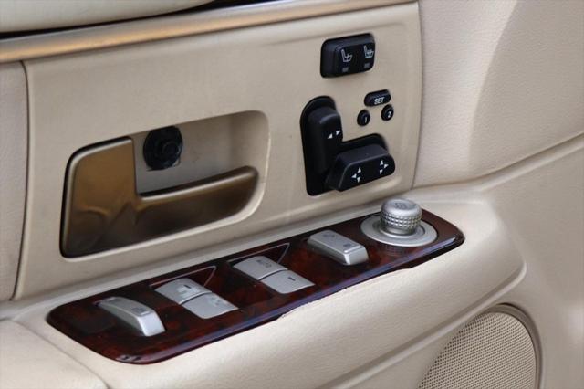 used 2009 Lincoln Town Car car, priced at $13,991