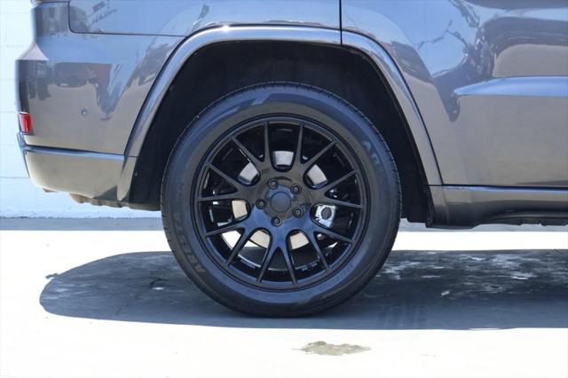used 2021 Jeep Grand Cherokee car, priced at $27,491