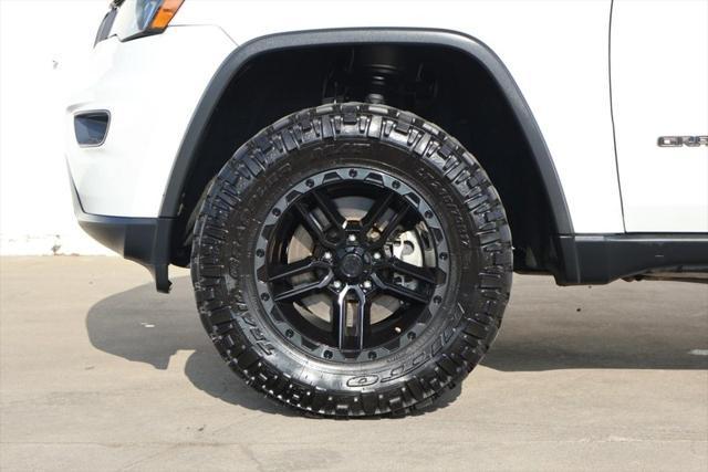 used 2017 Jeep Grand Cherokee car, priced at $19,992