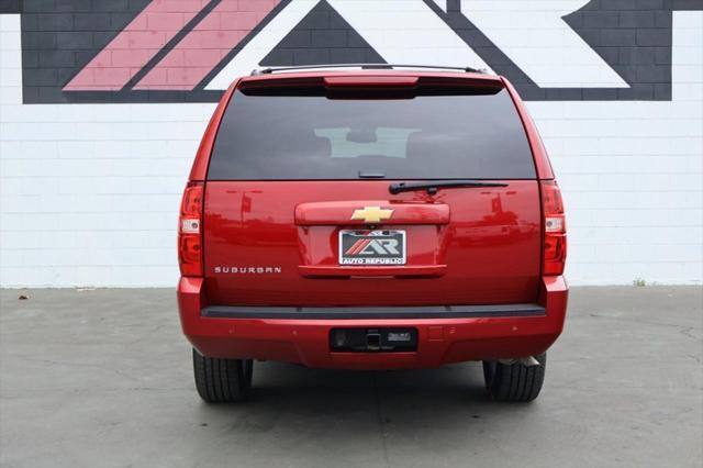 used 2014 Chevrolet Suburban car, priced at $11,991