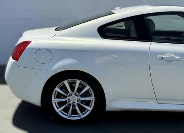 used 2013 INFINITI G37 car, priced at $15,226