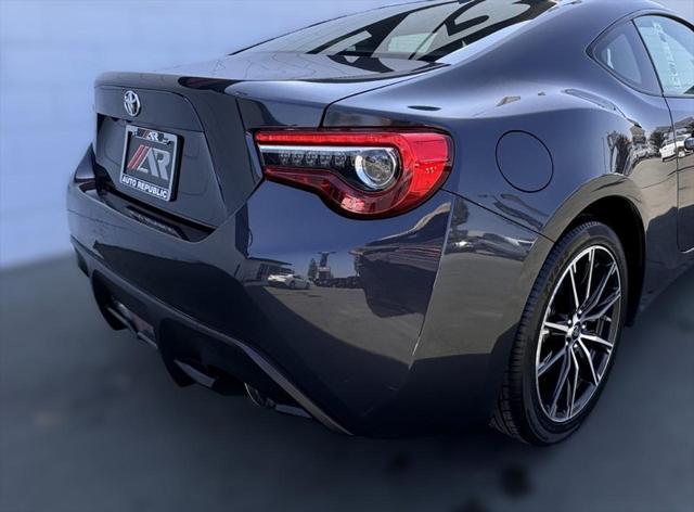 used 2019 Toyota 86 car, priced at $23,741