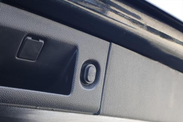 used 2016 Cadillac Escalade car, priced at $25,991