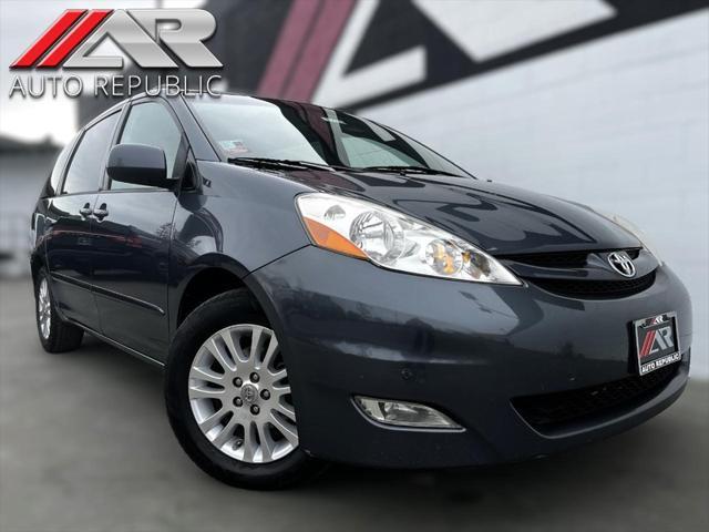 used 2009 Toyota Sienna car, priced at $7,995