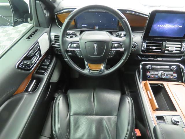 used 2019 Lincoln Navigator car, priced at $35,860
