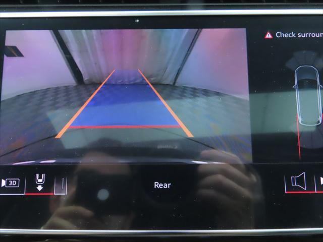 new 2025 Audi Q7 car