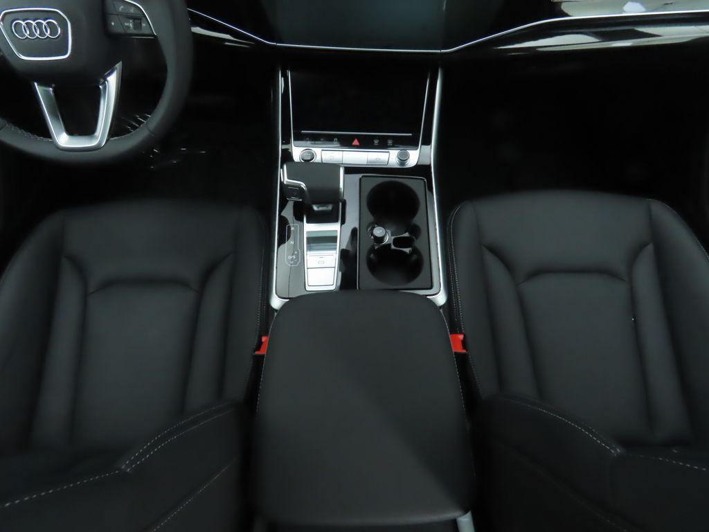 new 2025 Audi Q7 car