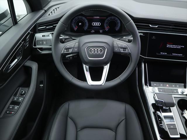 new 2025 Audi Q7 car, priced at $68,370