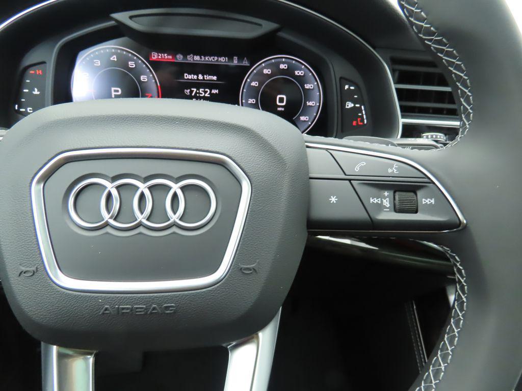 used 2025 Audi Q7 car, priced at $75,305