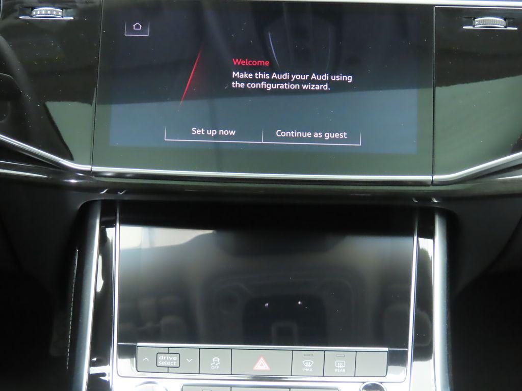 used 2025 Audi Q7 car, priced at $75,305