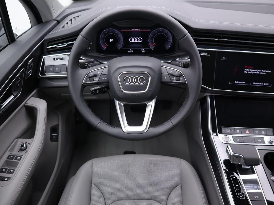 used 2024 Audi Q7 car, priced at $70,520