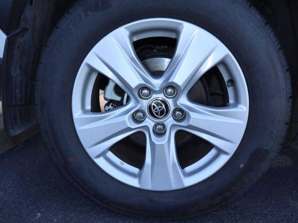 used 2020 Toyota RAV4 car, priced at $20,724