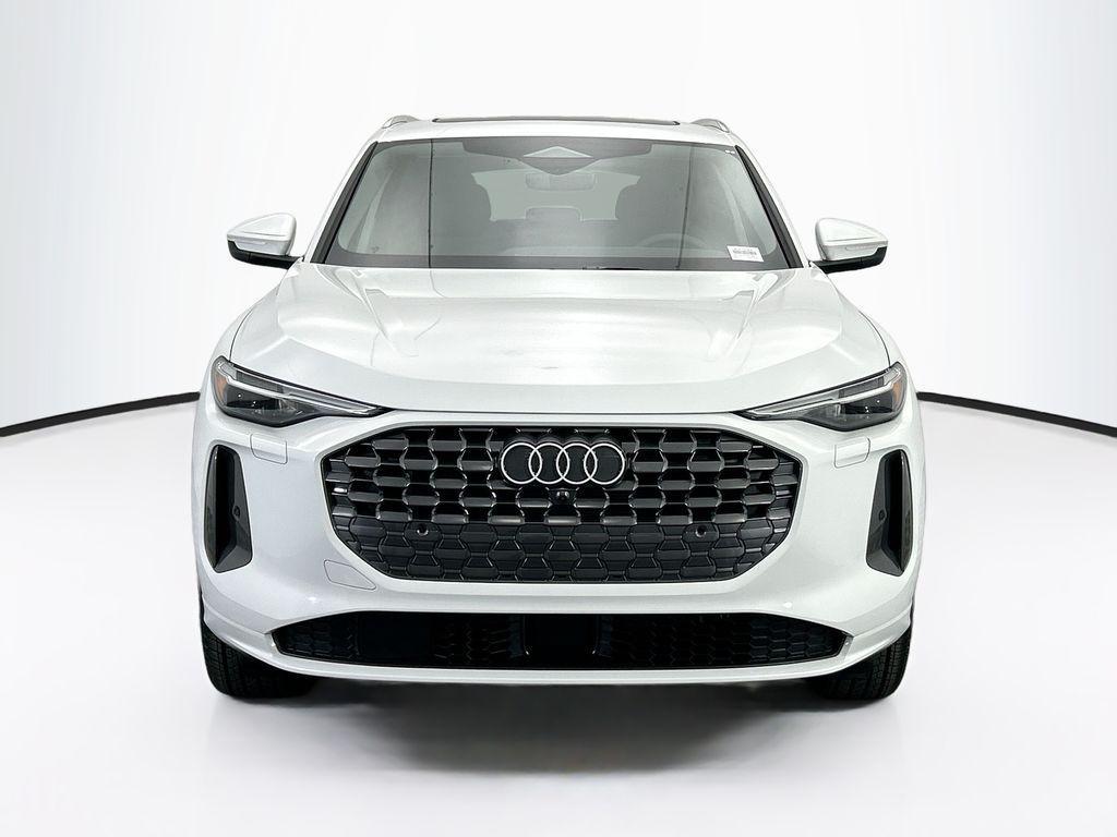 new 2025 Audi Q5 car, priced at $61,800