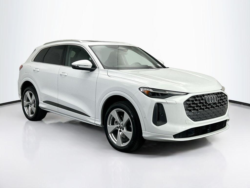 new 2025 Audi Q5 car, priced at $61,800