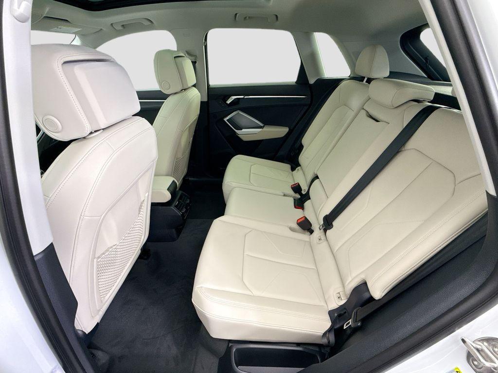 used 2025 Audi Q3 car