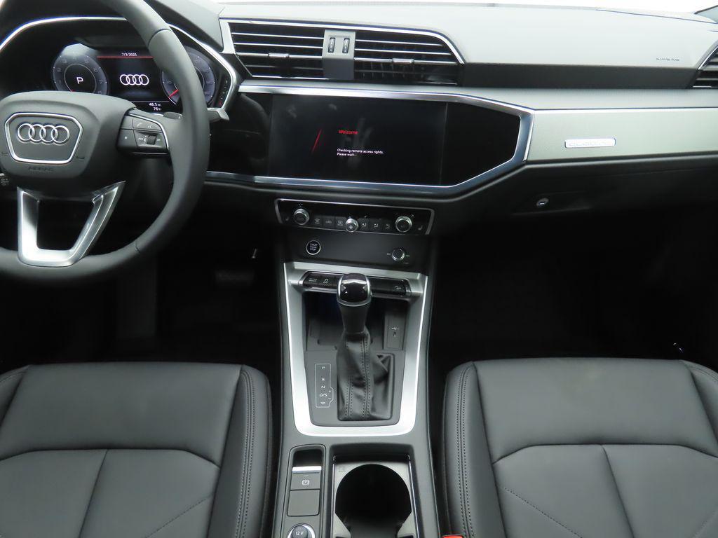 new 2025 Audi Q3 car