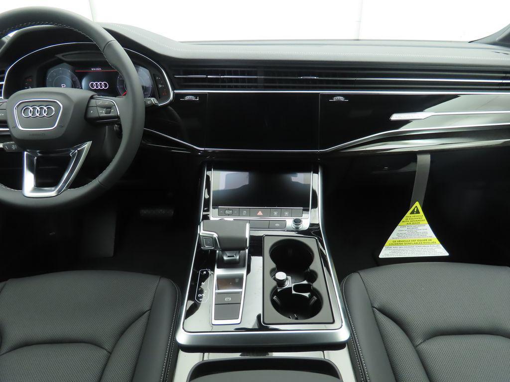 new 2025 Audi Q7 car, priced at $72,360