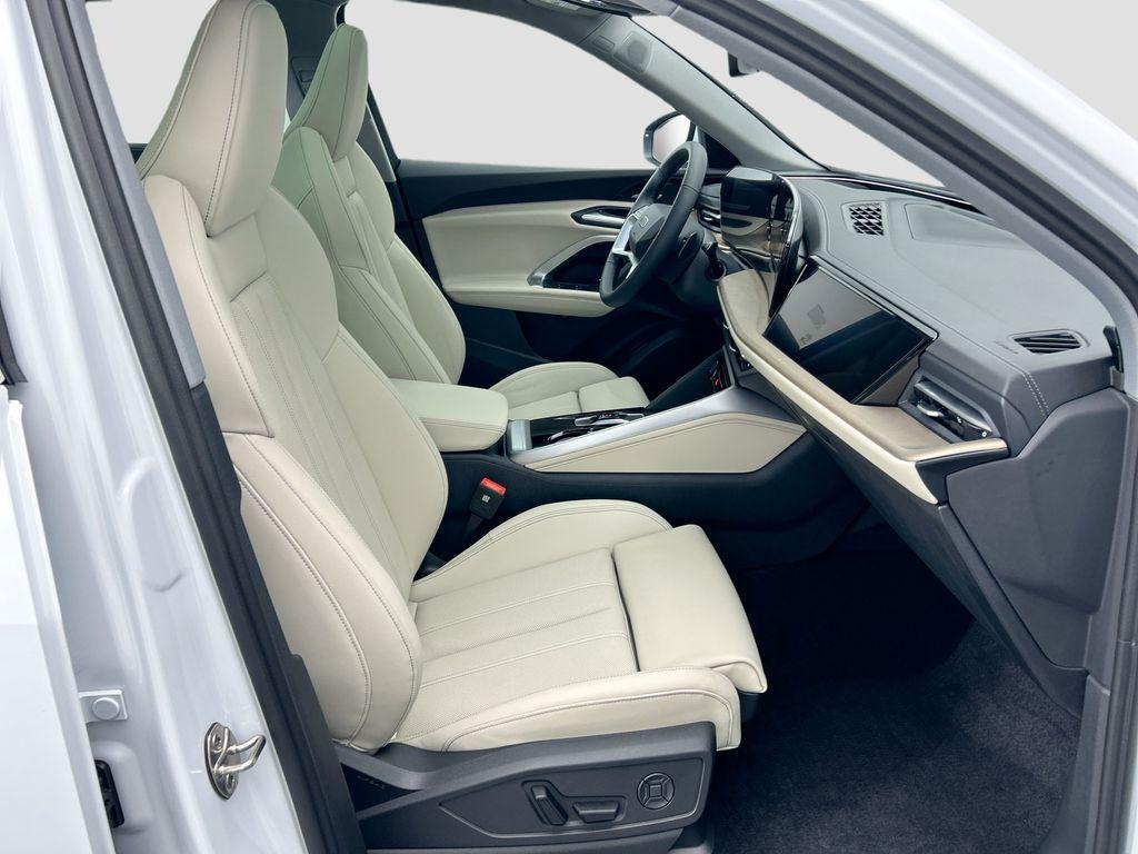 new 2025 Audi Q5 Sportback car, priced at $65,390