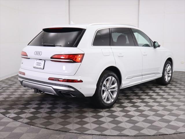 new 2025 Audi Q7 car, priced at $75,510