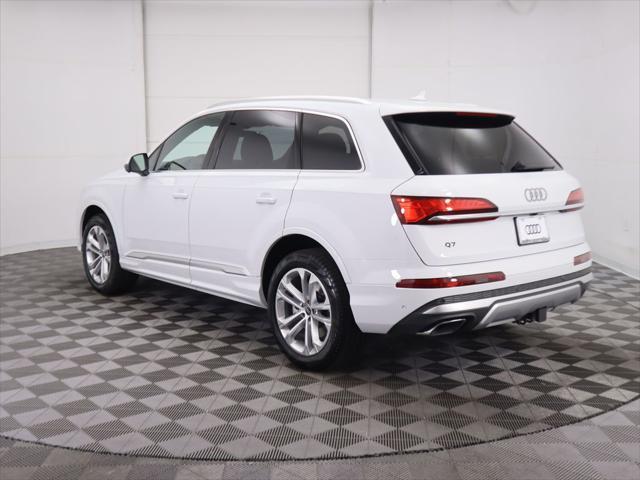 new 2025 Audi Q7 car, priced at $75,510