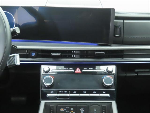 used 2025 Hyundai SANTA FE HEV car, priced at $44,387