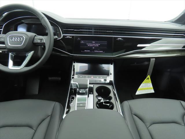 new 2025 Audi Q7 car, priced at $77,460