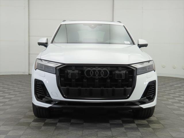 new 2025 Audi Q7 car, priced at $77,460