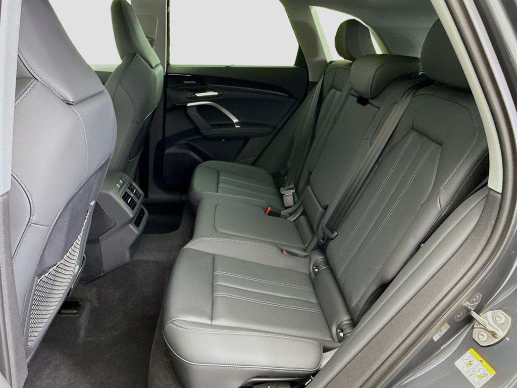 new 2025 Audi Q5 car, priced at $61,150
