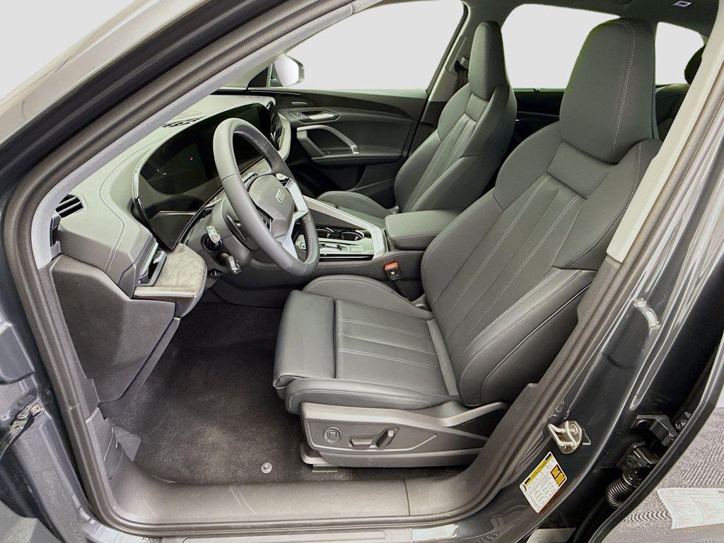 new 2025 Audi Q5 car, priced at $61,150