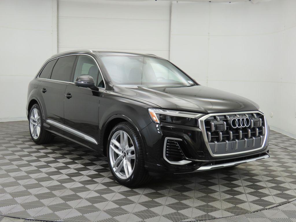 new 2025 Audi Q7 car, priced at $76,900