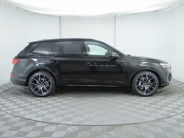 new 2025 Audi Q7 car, priced at $78,895