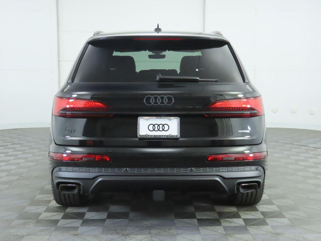 new 2025 Audi Q7 car, priced at $78,895
