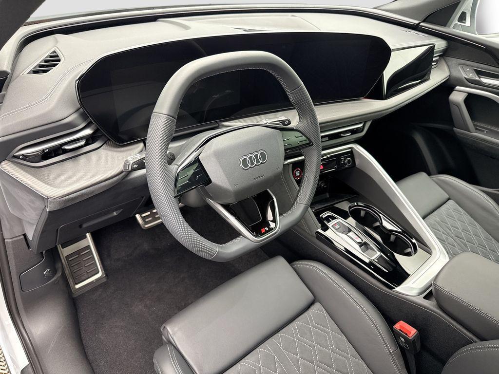 new 2025 Audi SQ5 car