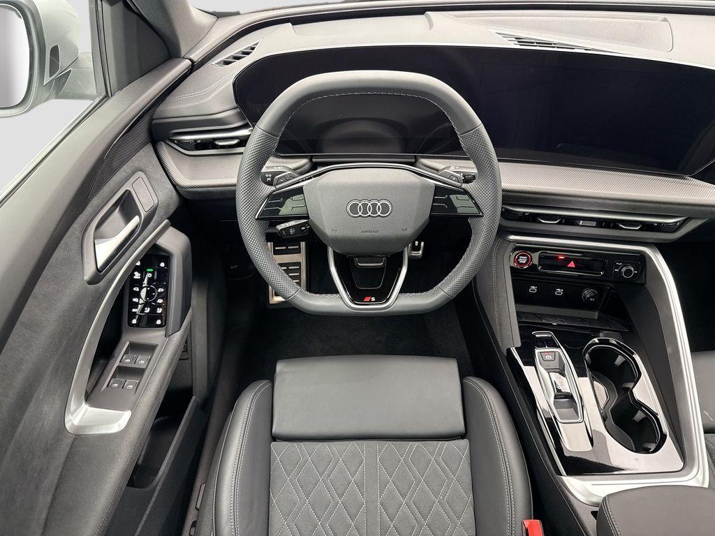 new 2025 Audi SQ5 car