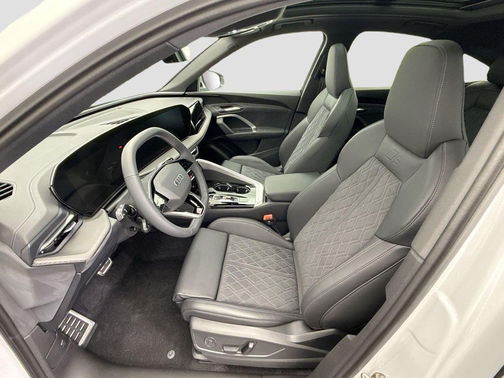 new 2025 Audi SQ5 car