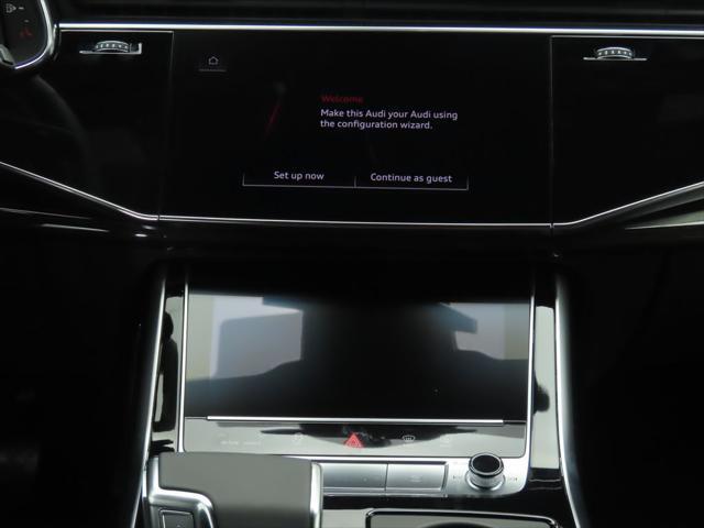 new 2025 Audi Q7 car, priced at $78,895