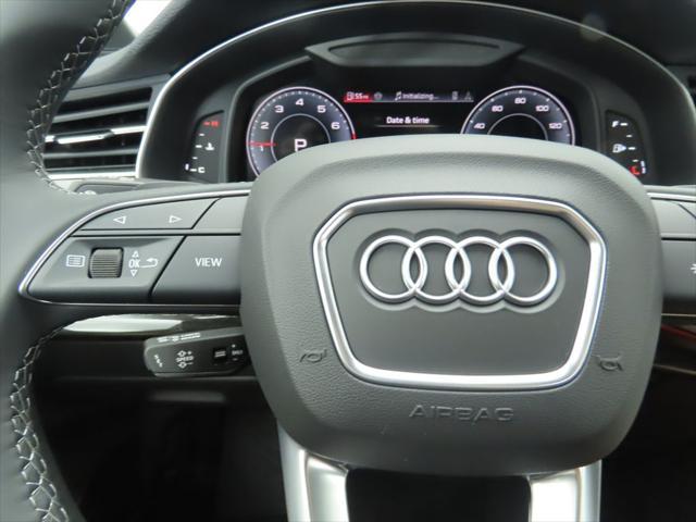 new 2025 Audi Q7 car, priced at $78,895