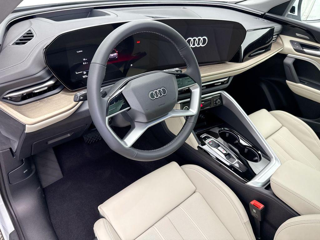 used 2025 Audi Q5 car