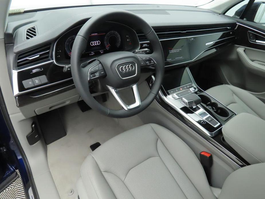 new 2024 Audi Q7 car, priced at $69,310