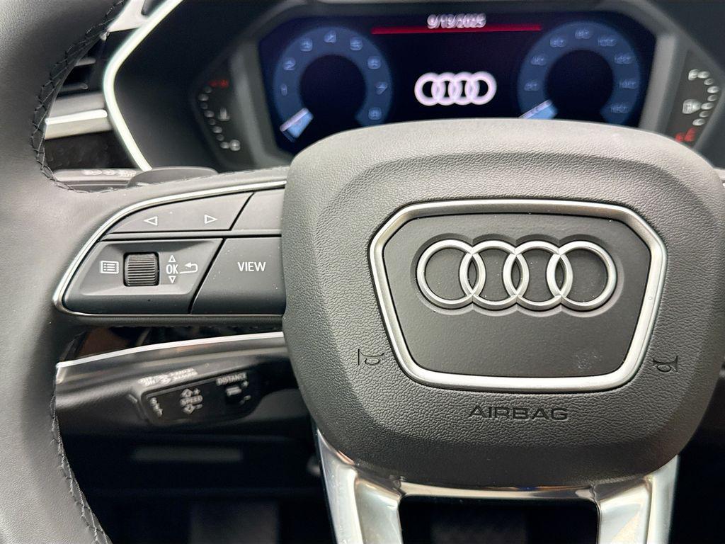 used 2025 Audi Q3 car