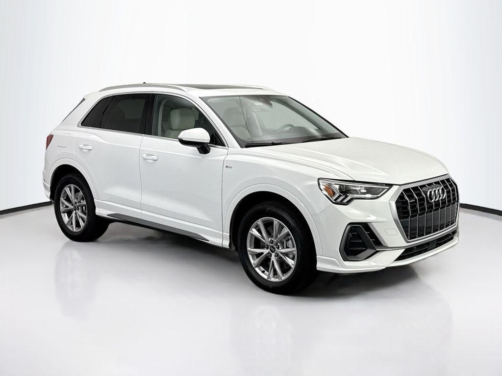 used 2025 Audi Q3 car