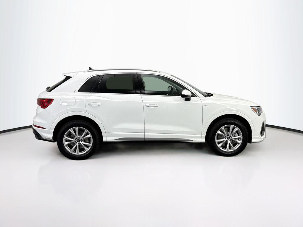 used 2025 Audi Q3 car