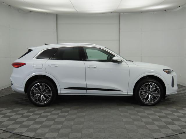new 2025 Audi Q5 car, priced at $60,960