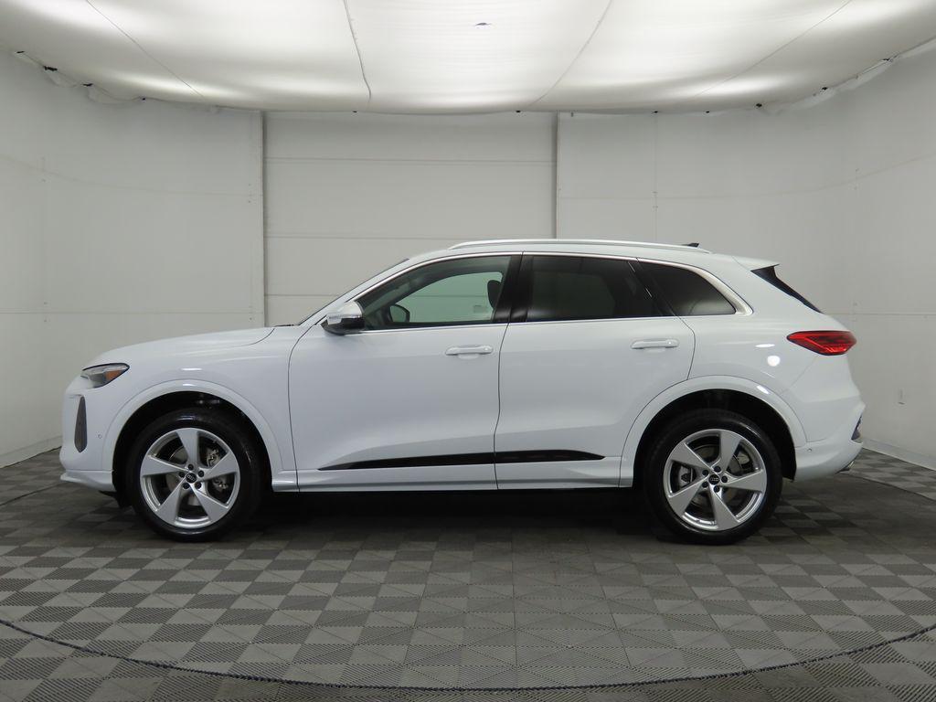 new 2025 Audi Q5 car, priced at $60,200