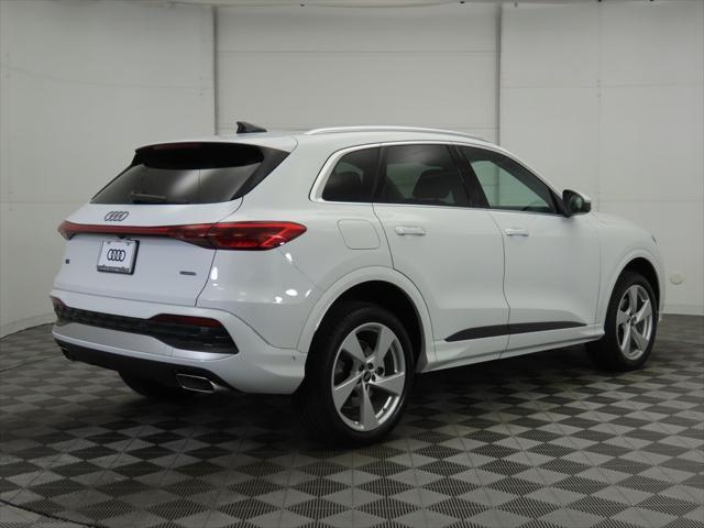 new 2025 Audi Q5 car, priced at $60,200