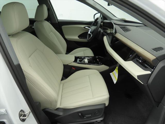 new 2025 Audi Q6 e-tron car, priced at $76,425