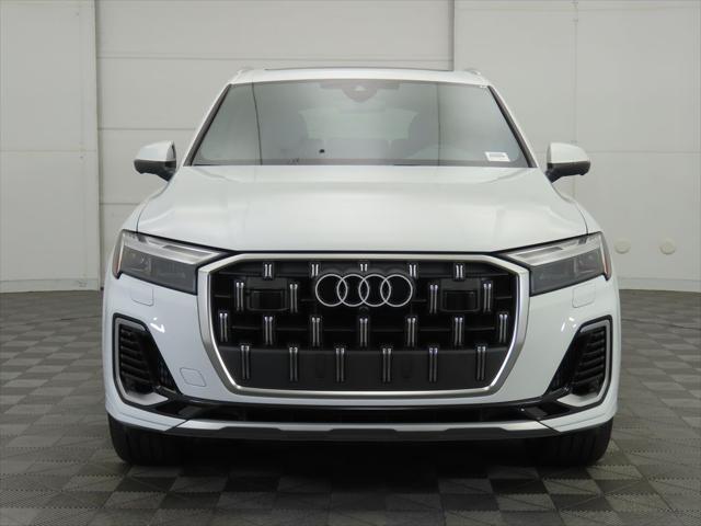 new 2025 Audi Q7 car, priced at $76,170