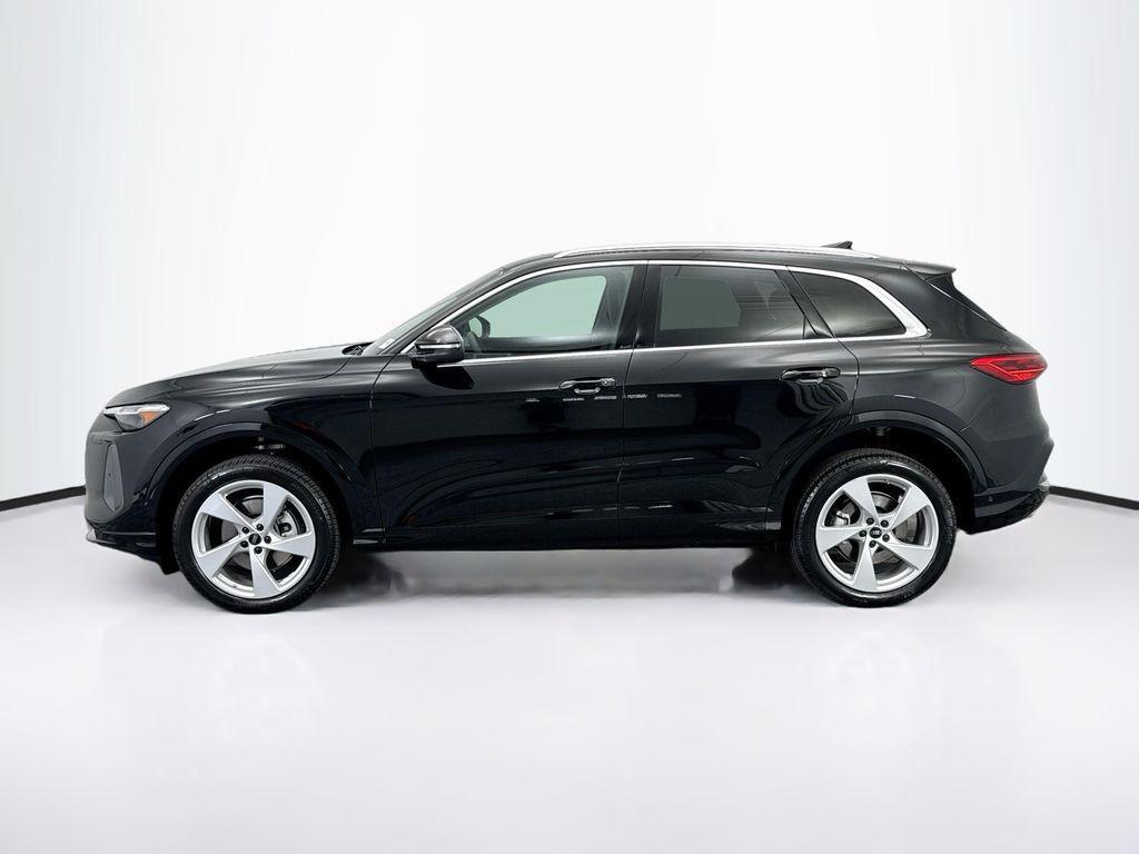 new 2025 Audi Q5 car, priced at $61,150
